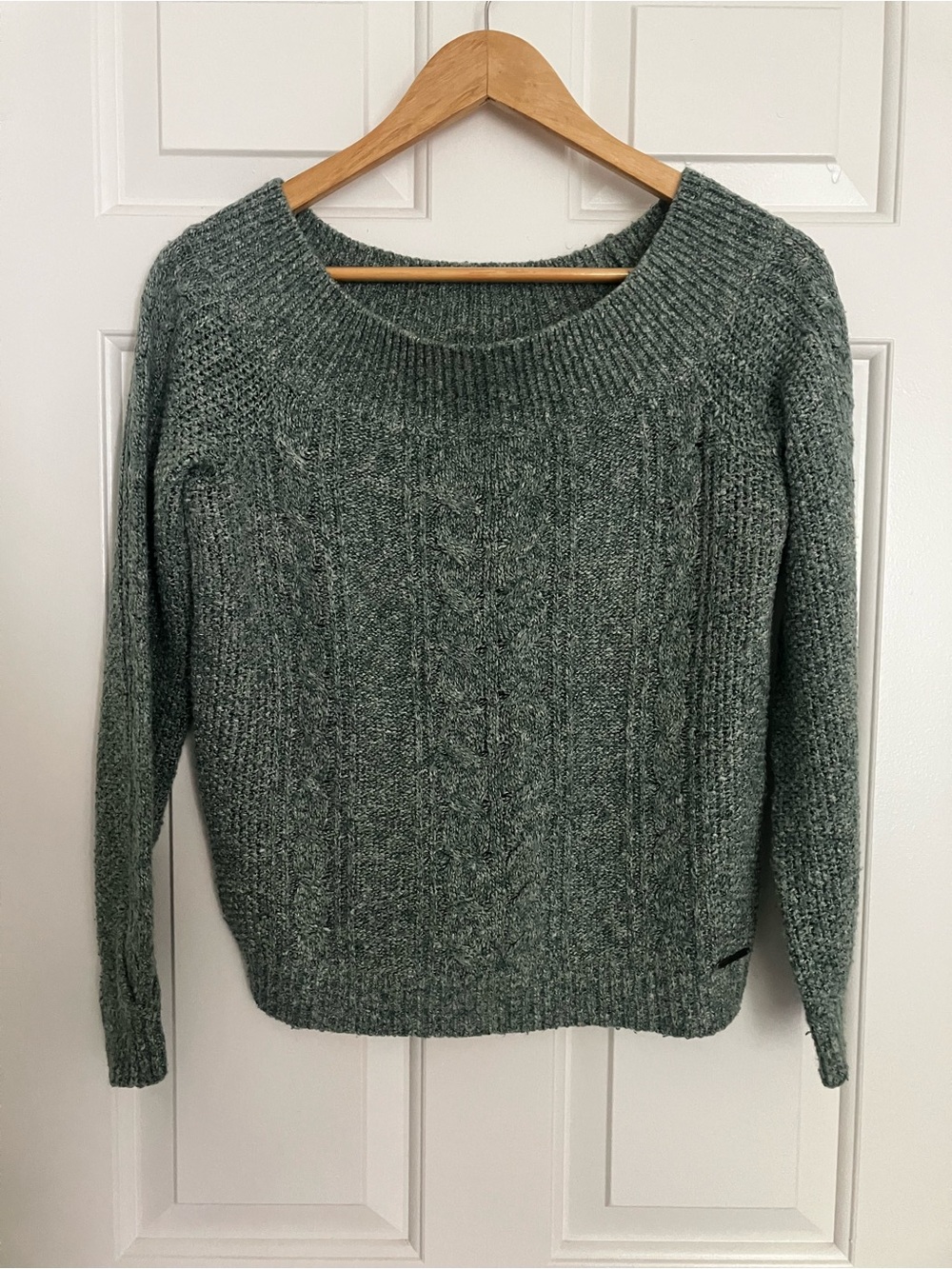 Abercrombie & Fitch Heathered Forest Green Cable Knit Sweater